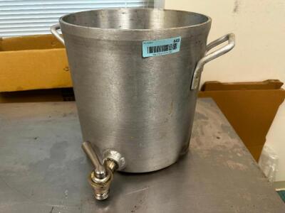 DESCRIPTION: HEAVY DUTY 20 QT STOCK POT W/ NOZZLE. LOCATION: OFFICE QTY: 1