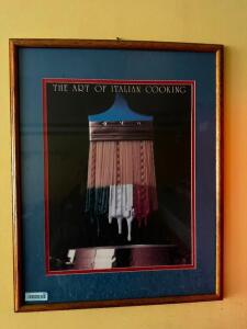 DESCRIPTION: FRAMED PRINT / POSTER LOCATION: FRONT QTY: 1