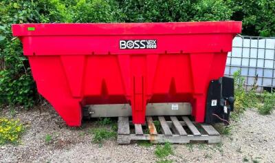 DESCRIPTION: 4.5 CUBIC YARD SALT SPREADER BRAND/MODEL: BOSS V-BOX INFORMATION: HAS SOME CRACKS IN THE PLASTIC- SEE PHOTOS SIZE: 9 FOOT LOCATION: PARKI