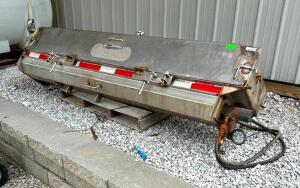 DESCRIPTION: UNDER TAILGATE STAINLESS STEEL SALT SPREADER BRAND/MODEL: BUYERS LOCATION: BEHIND SHED QTY: 1