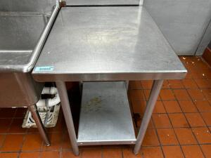 DESCRIPTION: 30" X 24" STAINLESS TABLE SIZE 30" X 23" LOCATION: KITCHEN QTY: 1