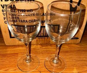 DESCRIPTION: (11) WINE GLASSES LOCATION: MAIN SEATING THIS LOT IS: SOLD BY THE PIECE QTY: 11