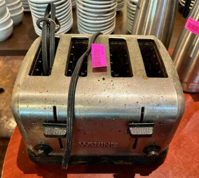 DESCRIPTION: 4 SLICE TOASTER LOCATION: MAIN DINING QTY: 1