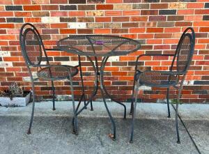 DESCRIPTION: WROUGHT IRON BAR HEIGHT TABLE W/ 2 CHAIRS SIZE: 32" LOCATION: FRONT PATIO QTY: 1