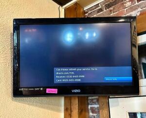 DESCRIPTION: VIZIO TV INFORMATION: NO REMOTE, POWERS ON LOCATION: MAIN DINING QTY: 1