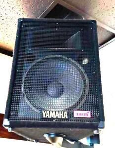 DESCRIPTION: YAMAHA SPEAKER LOCATION: MAIN DINING QTY: 1