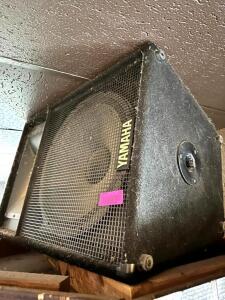 DESCRIPTION: YAMAHA SPEAKER LOCATION: MAIN DINING QTY: 1