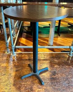 DESCRIPTION: BAR HEIGHT ROUND TABLE SIZE: 29.5" LOCATION: MAIN DINING QTY: 1