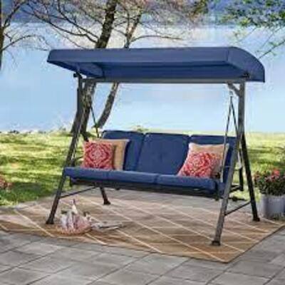 DESCRIPTION: (1) 3-PERSON DAYBED SWING BRAND/MODEL: MAINSTAYS INFORMATION: BLUE RETAIL$: $399.99 EA QTY: 1