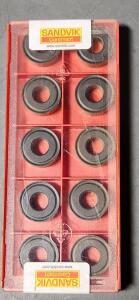 DESCRIPTION: (10) RNMG 64 CARBIDE TURNING INSERTS BRAND/MODEL: SANDVIK RNMG 19-06-00-4225 RETAIL$: 32.40 PER INSERT QTY: 10