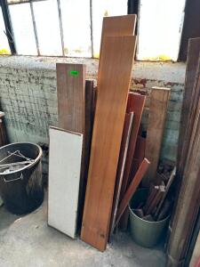 LARGE GROUP OF VINTAGE WOOD