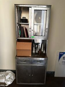 36" STAINLESS CABINET W/ HUTCH