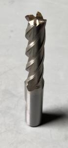 DESCRIPTION: (2) COBALT SQ END MILLS BRAND/MODEL: VC 59072960 SIZE: 7/16" D 1/2" SD RETAIL$: $79.60 QTY: 4