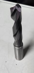 DESCRIPTION: (3) SOLID CARBIDE DRILL BITS BRAND/MODEL: GUHRING 5511-16.270 SIZE: 16.270mm RETAIL$: $323.60 QTY: 3