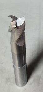 DESCRIPTION: (2) SOLID CARBIDE FINISHING END MILL BRAND/MODEL: MA FORD 97610 SIZE: 3/4" D 1" LOC RETAIL$: 447.20 EA QTY: 2