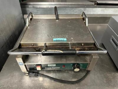 WARING COUNTER TOP PANINI MACHINE