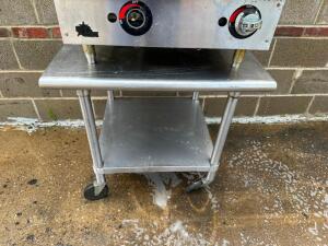 24" X 30" STAINLESS TABLE ( ON CASTERS )