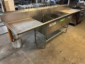 120" THREE WELL STAINLESS POT SINK W/ LEFT AND RIGHT DRY BOARD.