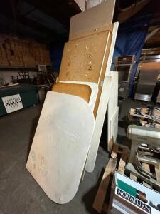 (1) LOT OF ASSORTED PLYWOOD TABLE TOPS W/ WHITE PADDED TOPS