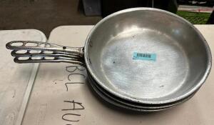 (3) 10" SKILLETS