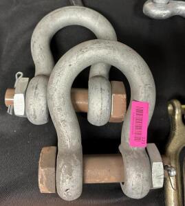 (2) ANCHOR SHACKLES