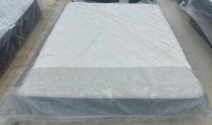 SEALY MERRY PLUSH QUEEN MATTRESS W/ BOX SPRING ( NEW )