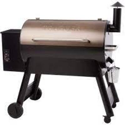 TRAGER PRO SERIES 34 WOOD PELLET GRILL