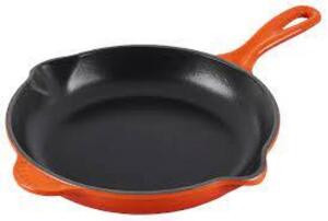 DESCRIPTION: (1) CAST IRON SKILLET BRAND/MODEL: LE CREUSET INFORMATION: RED SIZE: 9" RETAIL$: $119.95 EA QTY: 1