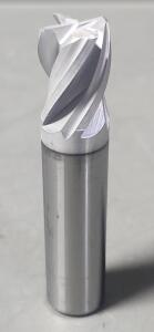 DESCRIPTION: (1) SOLID CARBIDE SQ END MILL BRAND/MODEL: CID HTA4-STB5000R RETAIL$: 32.60 EA QTY: 1