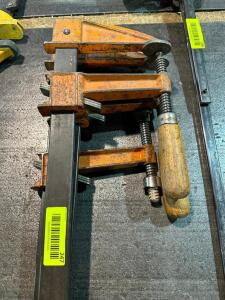 DESCRIPTION: (2) HEAVY DUTY BAR CLAMPS LOCATION: WAREHOUSE THIS LOT IS: SOLD BY THE PIECE QTY: 2