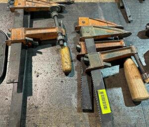 DESCRIPTION: (4) HEAVY DUTY BAR CLAMPS LOCATION: WAREHOUSE THIS LOT IS: SOLD BY THE PIECE QTY: 4