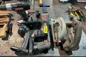 DESCRIPTION: (5) PIECE CRAFTSMAN PORTABLE POWER TOOL SET. NO CHARGER. BRAND / MODEL: CRAFTSMAN LOCATION: WAREHOUSE QTY: 1