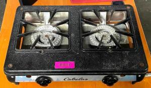 CABELAS TWO BURNER CAMPING RANGE