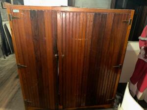 DESCRIPTION: 72" WOODEN TWO DOOR STORAGE CABINET LOCATION: UPSTAIRS OFFICE QTY: 1