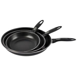 ARAMCO IMPORTS 3PC CARBON STEEL NON-STICK FRY PAN RETAILS FOR $14.30