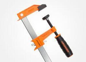 DESCRIPTION: (1) HEAVY DUTY BAR CLAMP BRAND/MODEL: JORGENSEN #3718-HD INFORMATION: ORANGE SIZE: 18" RETAIL$: $22.27 EA QTY: 1