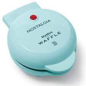 DESCRIPTION: (1) MY MINI WAFFLE MAKER BRAND/MODEL: DASH INFORMATION: TEAL SIZE: 6.25 x 5.00 x 3.50 RETAIL$: $8.90 QTY: 1