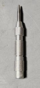 DESCRIPTION: (2) AUTOMATIC CENTER PUNCH BRAND/MODEL: STARRETT 818 SIZE: 5/8" RETAIL$: $53.00 QTY: 2