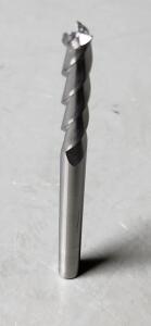 DESCRIPTION: (1) SOLID CARBIDE SQ END MILL BRAND/MODEL: SGS 34705 SIZE: 1/4" DIA 1-1/4" LOC RETAIL$: $37.18 QTY: 1