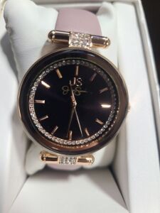 DESCRIPTION: (1) WOMENS WATCH BRAND/MODEL: JESSICA SIMPSON RETAIL$: $20.00 EA QTY: 1