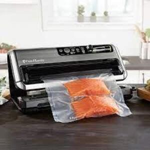 DESCRIPTION: (1) VACUUM SEALING SYSTEM BRAND/MODEL: FOOD SAVER RETAIL$: $150.00 EA QTY: 1