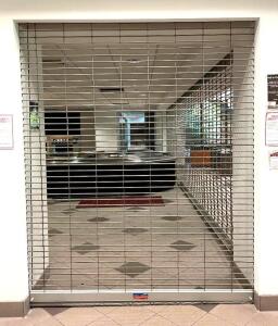 DESCRIPTION 80" X 108" VISTAGARD ROLLING GRILLE SECURITY GATE (ELECTRICALLY CONTROLLED) SIZE 80" X 108" QUANTITY 1