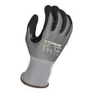 DESCRIPTION: (1) CASE OF (120) GLOVES BRAND/MODEL: ANSELL ACCUTECH 870 QTY: 1