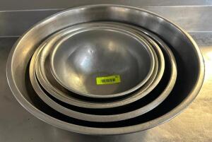 (4) ASSORTED STAINLESS MIXING BOWLS