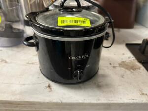 (2) MINI CROCK POT COOKERS W/ LIDS