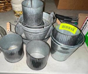 (1) LOT OF ASSORTED TIN VOTIVE