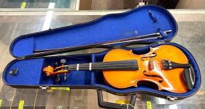 3/4 SIZE VIOLIN W/ CASE AND BOW