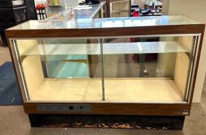 GLASS DISPLAY CABINET