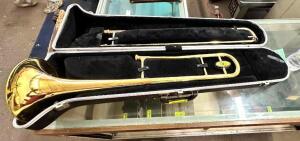 TROMBONE W/ CASE