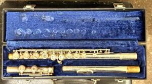 (4)- SCHOOL FLUTES WITH CASES